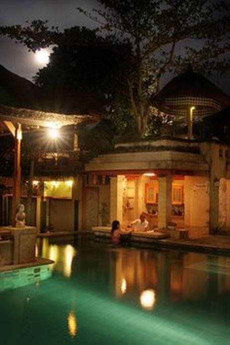 Poolside Bar